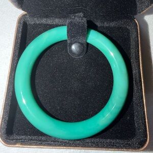 Elegant Green natural  stone Bracelet